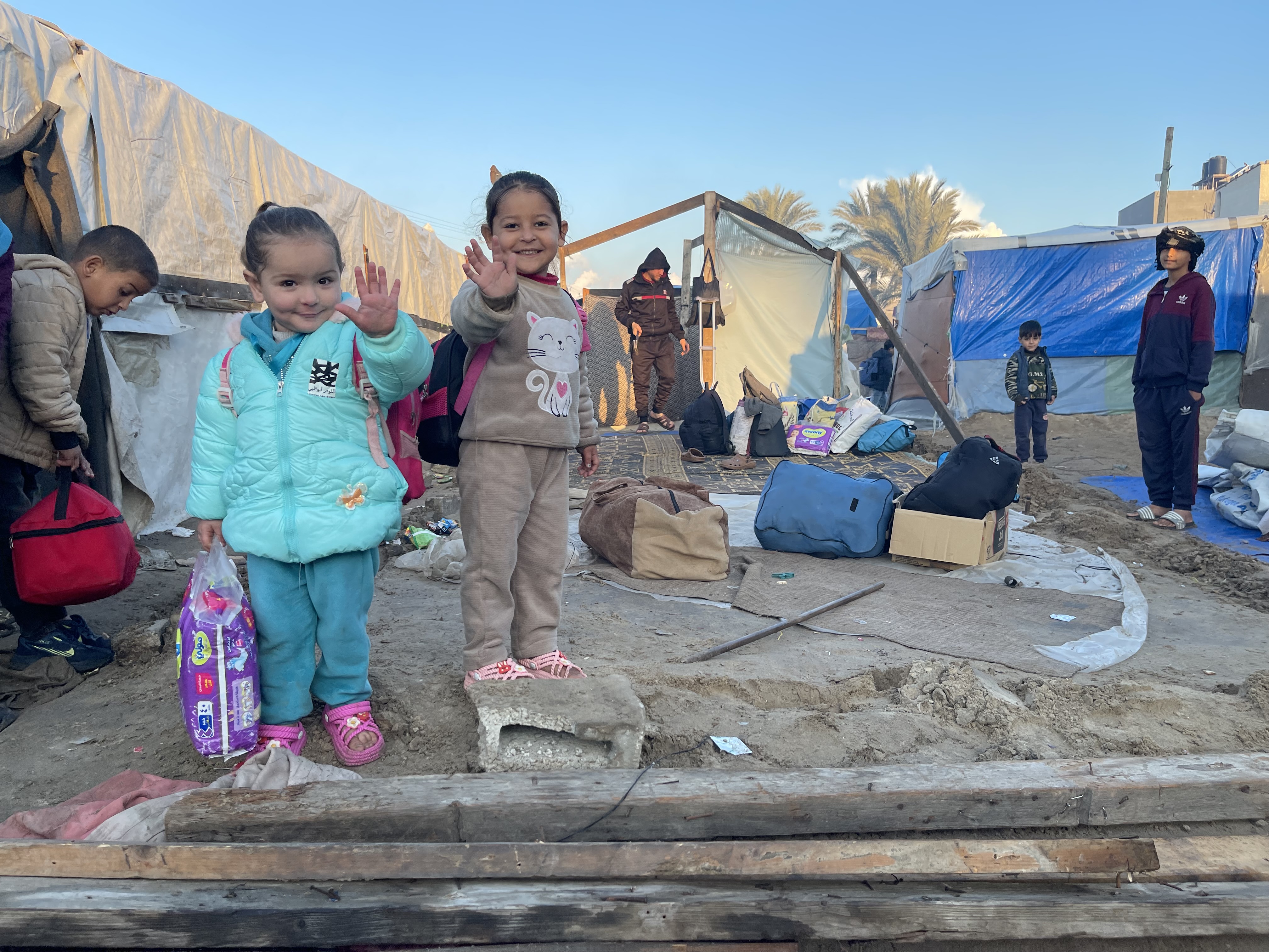 ICRC_JanuaryCeasefire_Walk back to northern Gaza.JPG